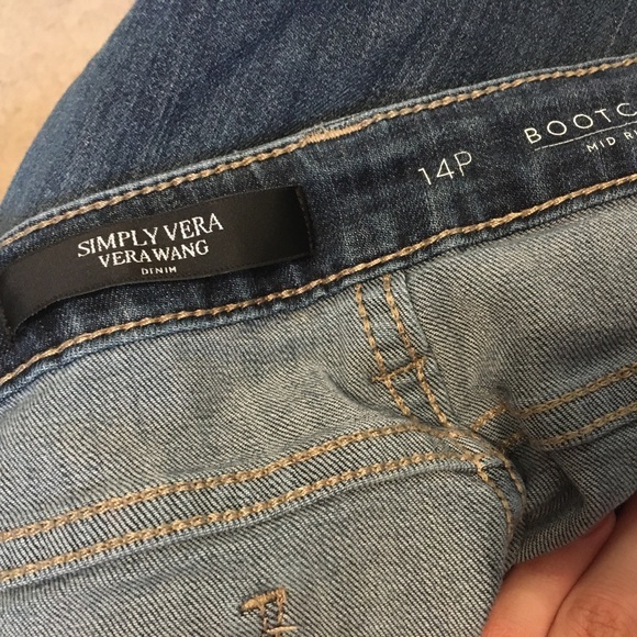 Vera wang top and jeans bundle - Picture 4 of 4